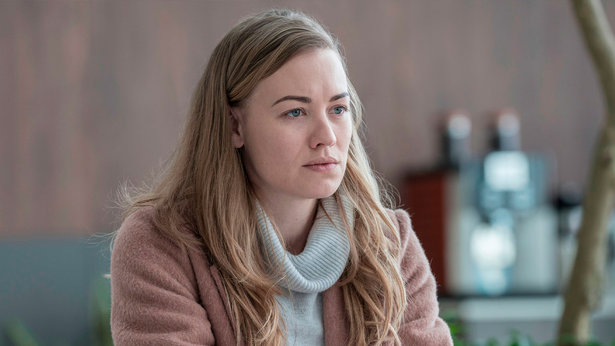 The Handmaid’s Tale: The Only Redemption Arc for Serena Fans Will Accept The Handmaid’s Tale: The Only Redemption Arc for Serena Fans Will Accept
