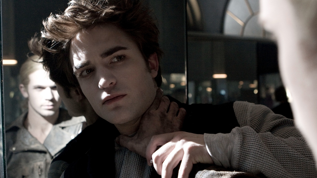 Twilight Reunion Could Totally Happen in DCU (Sooner Than You Think)