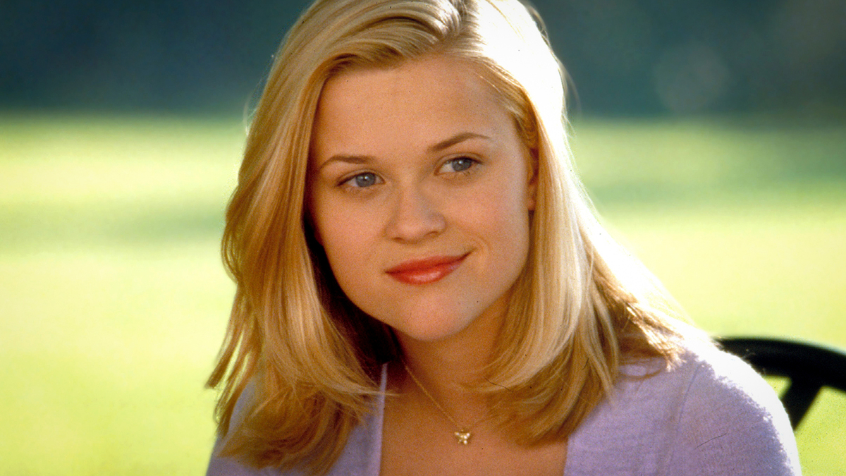 Director Begged Reese Witherspoon to Star in Cruel Intentions After Getting Drunk Together