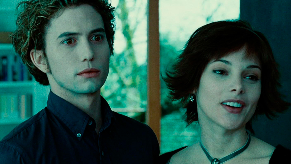 Axed Twilight Storyline Proves Alice’s Past Was So Much More Traumatic Than We Knew