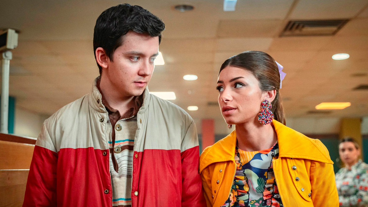 Sex Education S4 Trailer Has Fans Riled Up for One Particular Family ...