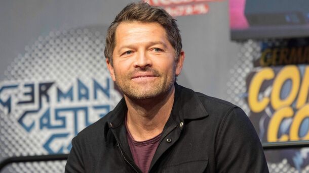 Misha Collins Slides Into DC Universe as Harvey Dent – And Drives The Internet Insane