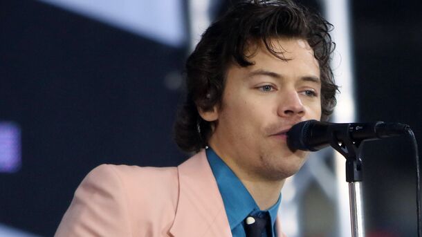Radio Station Under Fire For Playing Leaked Harry Styles Snippets