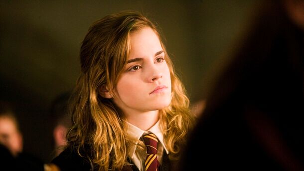 Emma Watson Took Just 3 Items From Harry Potter Set, But They Were The Coolest