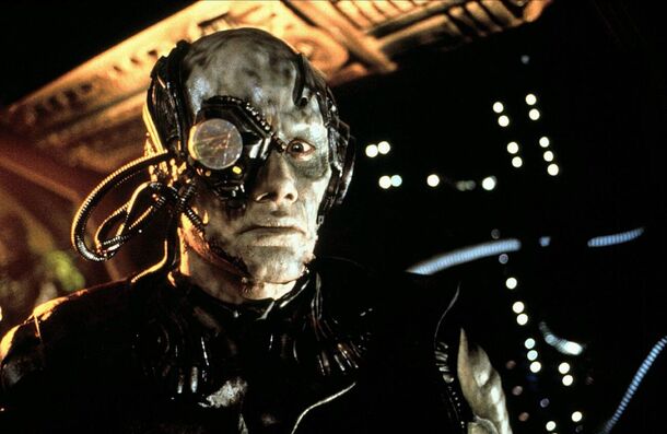 5 Terrifying Hive Mind Villains in Movies That’ll Make You Scared of Ants - image 2