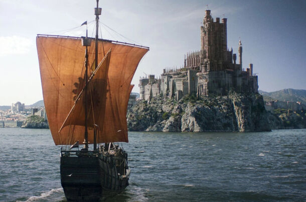 George Martin Claims Eight GoT Spinoffs Are in Development: What Are They? - image 4