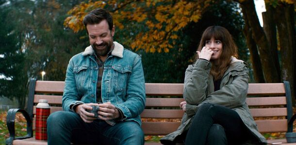 If You Can't Get Enough of Jason Sudeikis in 'Ted Lasso' Season 4, Watch This Underrated Sci-Fi Comedy - image 2