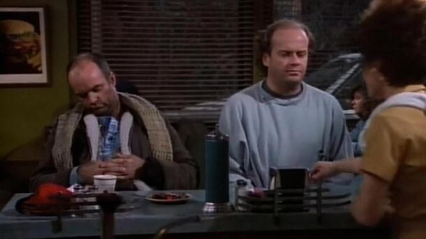 Frasier's 5 Unforgettable Thanksgiving Episodes, Ranked - image 5