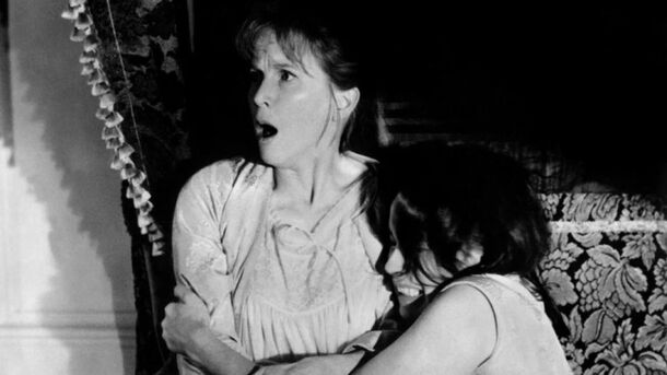 16 Classic Black and White Horror Movies That Still Scare Us - image 13