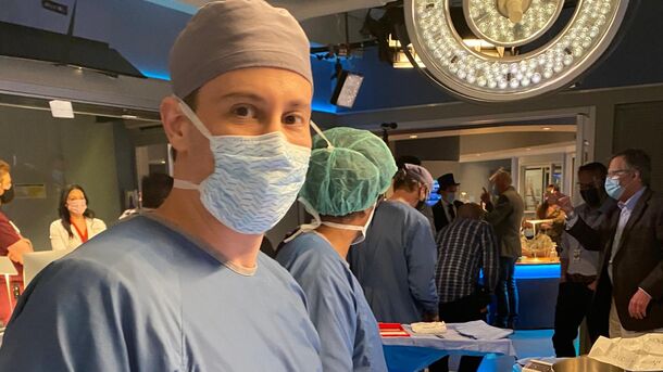 Chicago Med Just Got Real: An Actual Neurosurgeon is Among the Cast - image 1