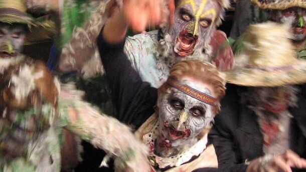 15 Zombie Horrors So Bad, They'll Make You Root for the Undead - image 14