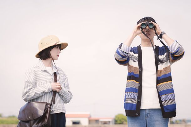 Park Eun-bin and Kang Tae-oh as Woo Young-woo and Lee Jun-ho in Extraordinary Attorney Woo (2022). They get back together in episode 16, after his cat analogy on the way to a hearing