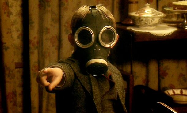 20 Years Ago, This 'Doctor Who' Episode With 9.0 on IMDb Made Steven Moffat a Legend - image 2