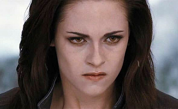 Original Twilight Director Shared Who She'd Cast for Lead Roles Today, and Fans Are Pissed - image 4