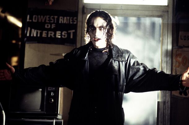 The Crow Remake Is Closer Than You Think: Everything We Know about Bill Skarsgård Movie - image 5