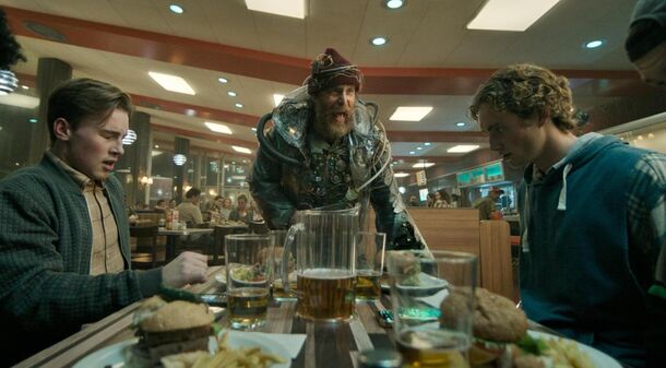 'Pirates of the Caribbean' Director Returned With the Most Relevant Sci-Fi Comedy in Recent Years - image 2