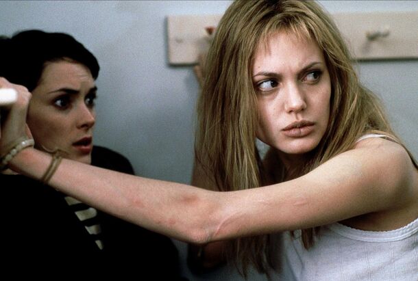 Winona Ryder vs. Angelina Jolie Off-Camera Wars in Classic 90s Movie, Explained by Elisabeth Moss - image 1