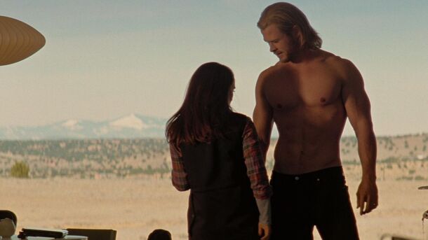 Remembering the 10 Most Pointless Shirtless Scenes in Film History - image 3