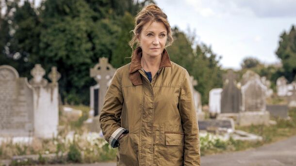 8 Cozy Mystery Shows to Binge For Free in Autumn 2025 - image 3