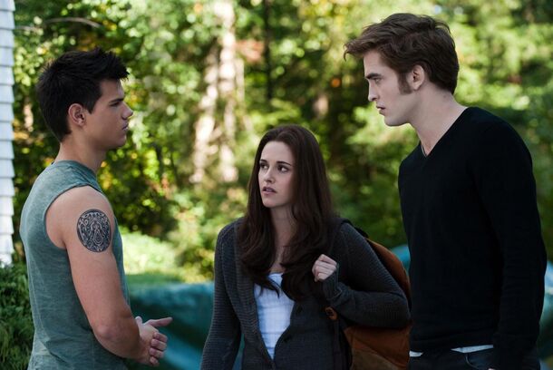 Things About Twilight Saga That Hit Differently When You Are An Adult - image 2