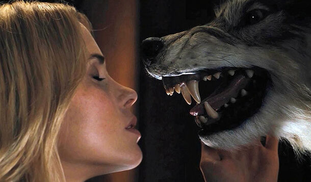 Behind-the-Scenes Trick: Powdered Sugar Turns Wolf Head into Less Disturbing Prop in 'The Cabin in the Woods' - image 1