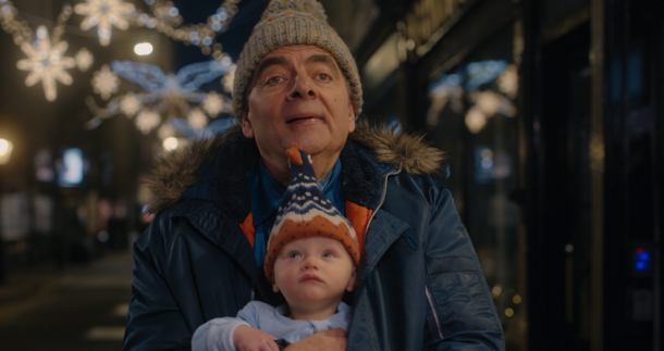 Netflix's #1 Show Wanted to Be the Ultimate Christmas Comedy & Turned Out to Be a Disappointment - image 2