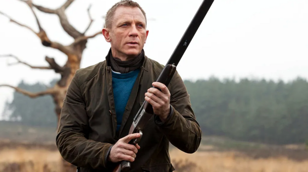 Only 1 Bond Movie Grossed $1B & Daniel Craig Didn't Want to Make It - image 2