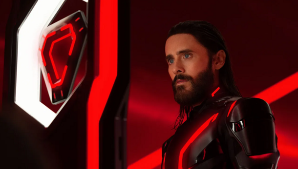 If 'War Machine' Had You Hooked, Here're 5 More Adrenaline-Packed Sci-Fi Action Flicks - image 5