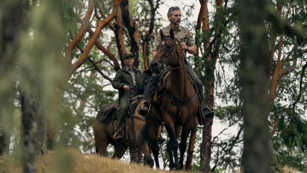Netflix #1 Murder Mystery Is a Perfect Pick for Taylor Sheridan & 'American Primeval' Fans - image 2