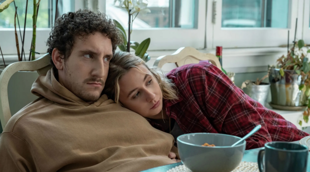 If You Loved 'Friends,' You'll Adore This Underrated FX Comedy About Modern Friendship - image 2