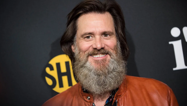 What Happened to Jim Carrey? His Appearance in Paris Sparked Wild Conspiracy Theories - image 2