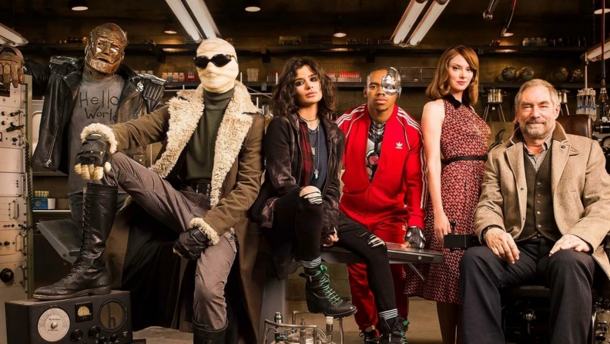 5 Best TV Series About Superheroes to Binge While Waiting for 'The Boys' Season 5 - image 1