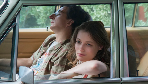 5 Best Romantic TV Series to Watch When 'The Summer I Turned Pretty' Ends, Ranked by IMDb - image 2