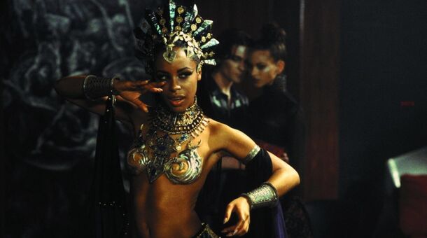 5 Best Vampire Movies to Watch After 'Sinners', Ranked by Rotten Tomatoes - image 2