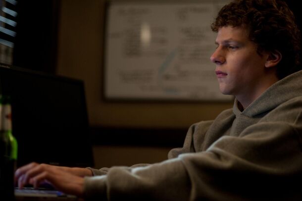 Jesse Eisenberg Breaks Silence on Jeremy Strong Replacing Him in ‘The Social Reckoning’ - image 1