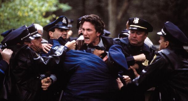 8 Mind-Bending Thrillers with Jaw-Dropping Plot Twists, Ranked by Rotten Tomatoes - image 6