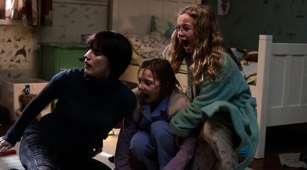 Before 'It', Andy Muschietti Made Another Horror Gem That Will Make You Sleep With Lights On - image 2