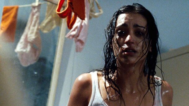 12 Horror Movie Deaths So Scary, You'll Sleep with the Lights On - image 1