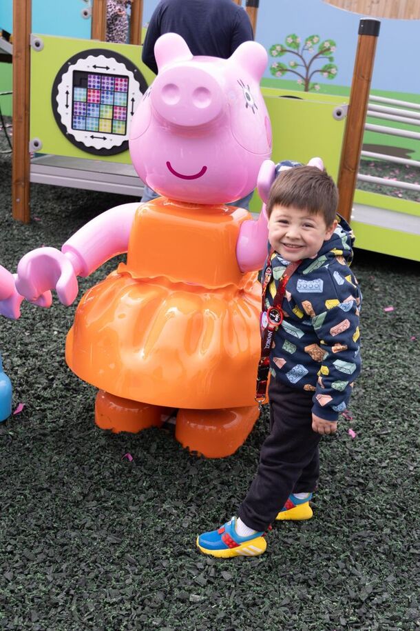 'Peppa Pig’s' Hypnotic Grip on Toddlers: Harmless Fun or Digital Spell? - image 1