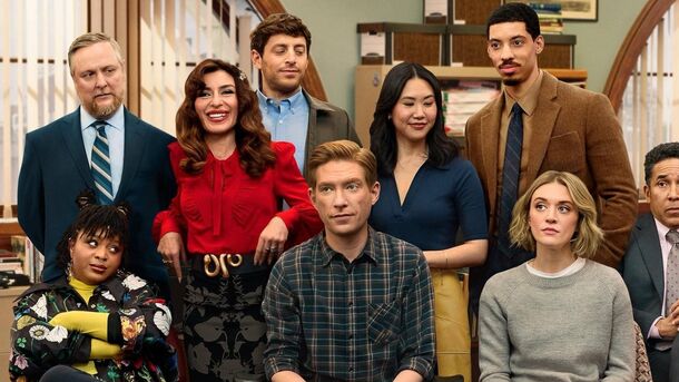 ‘The Paper’ Cast Was Losing It When ‘The Office’ Big Stars Crashed First Day of Spinoff Shooting - image 2