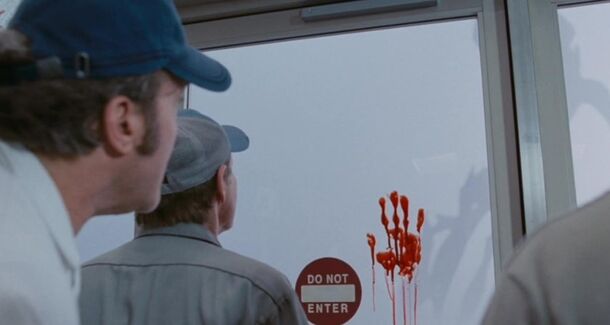 The Horror King Applauded: 8 Shocking Facts About 'The Mist' Adaptation - image 1