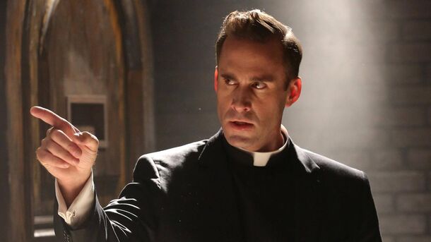 Jessica Lange Picks Two Best 'American Horror Story' Seasons - image 2