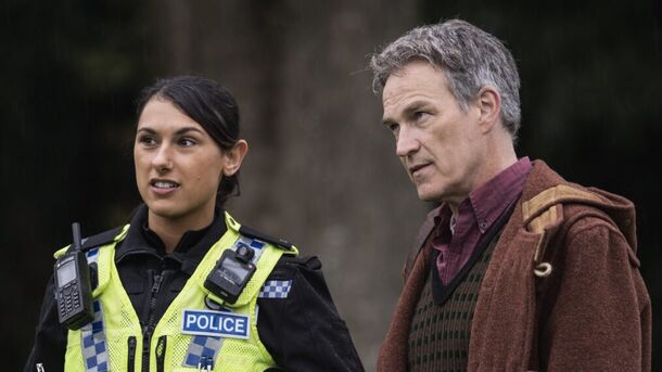 This Cozy Whodunit With 'Elsbeth' Actor Is My Favorite Detective Show of 2025 - image 1