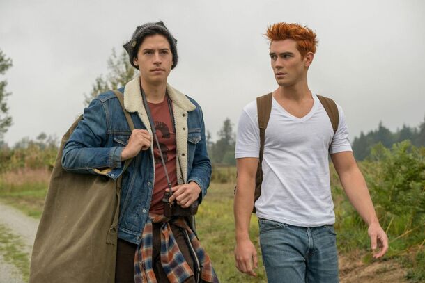 The Only Riverdale Couple We Wanted Didn’t Even Share a Kiss, And The Excuse Is Pathetic - image 1