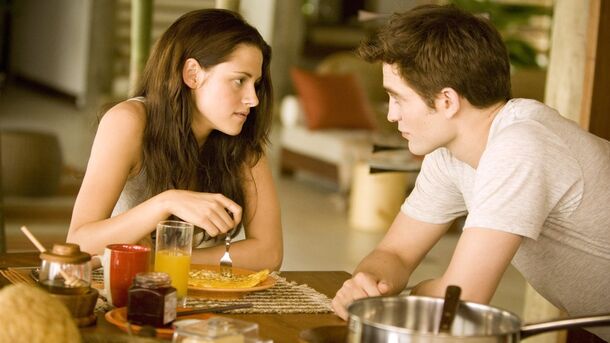 7 Red Flags in Edward Cullen Spotten by Gen Z 'Twilight' Fans - image 7