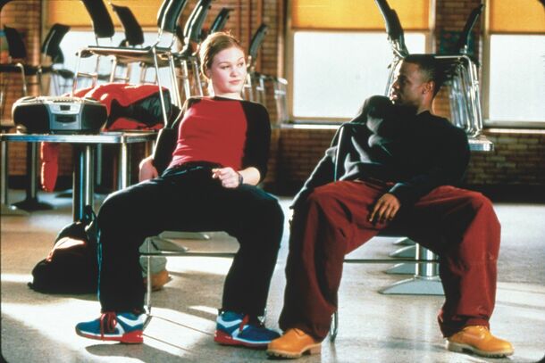 Julia Stiles and Sean Patrick Thomas in the dance studio in Save the Last Dance
