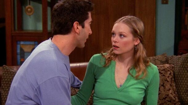 Friends: David Schwimmer's On-Screen Lover Hated the Way She Was Told to Dress - image 1