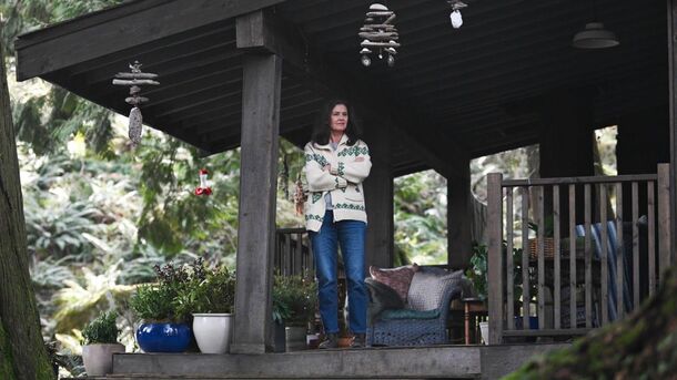 Who Is Mary Dove Shaw in Tracker? Wendy Crewson’s Role Explained - image 1