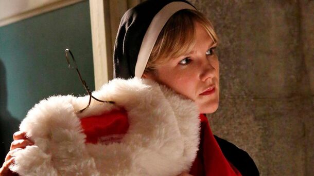 7 Perfect Christmas Episodes of Your Fav Shows For an Ultimate Holiday Binge - image 3