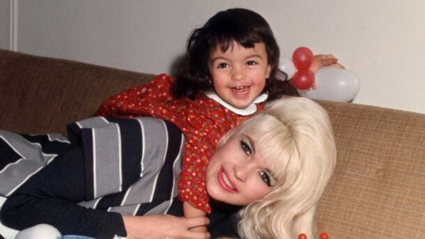 Mariska Hargitay's 100%-Rated Heartbreaking Documentary Just Blew up HBO Max's Top - image 1
